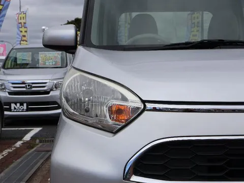 Mitsubishi eK Space