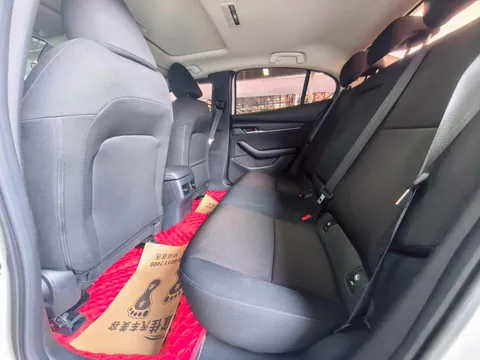Mazda Mazda 3