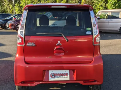 Mitsubishi eK Custom