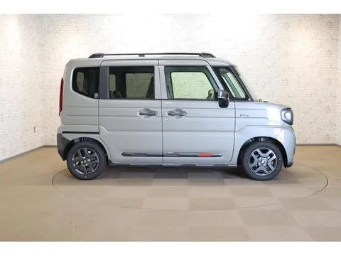 Suzuki Spacia Gear