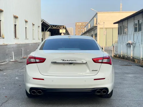 Maserati Ghibli