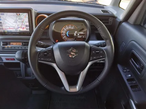 Suzuki Spacia Gear