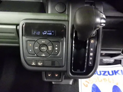 Suzuki Spacia Gear