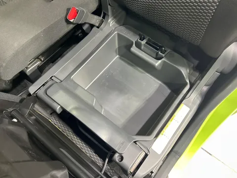 Toyota Pixis Mega
