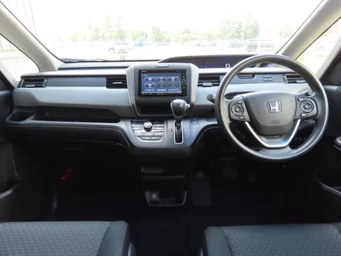 Honda Freed Plus