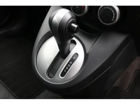 Mazda Mazda2 (Demio)