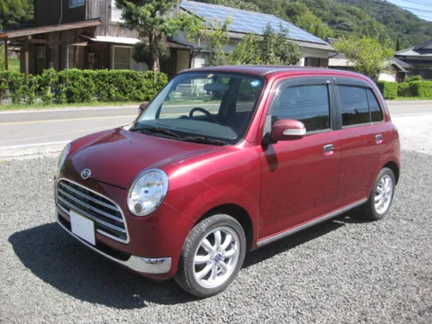 Daihatsu Mira Gino