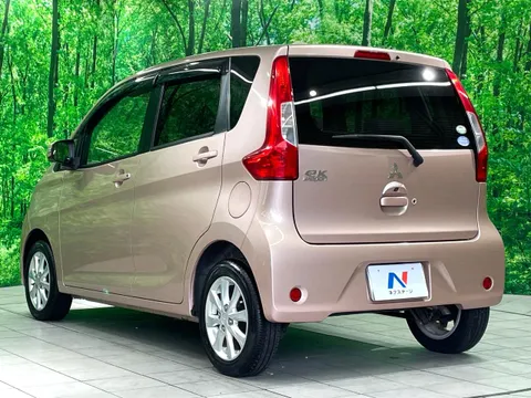 Mitsubishi eK Wagon