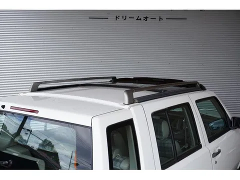 Nissan Rasheen