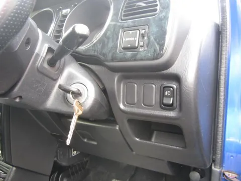 Daihatsu Mira Gino