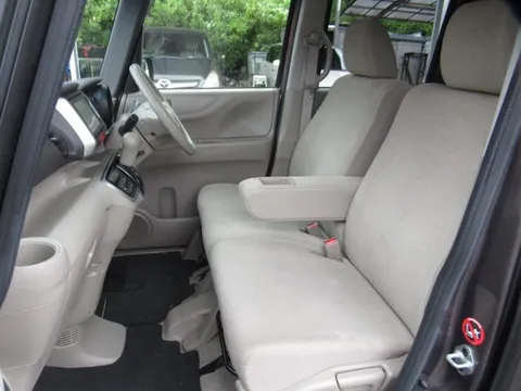 Honda N-BOX Plus