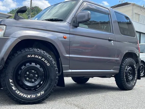 Nissan KIX