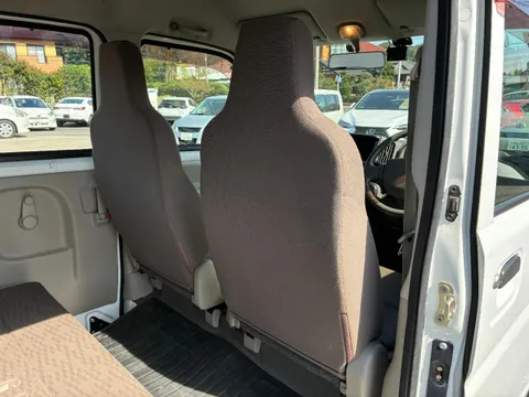 Mitsubishi Minicab Van