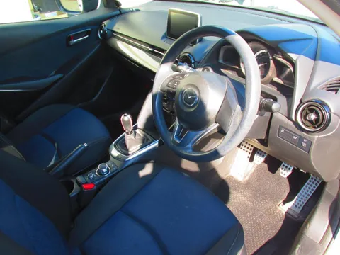 Mazda Mazda2 (Demio)