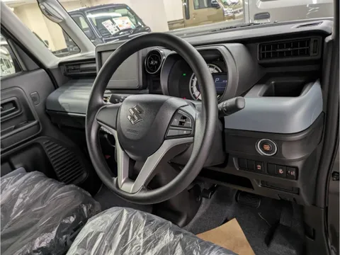 Suzuki Spacia Base