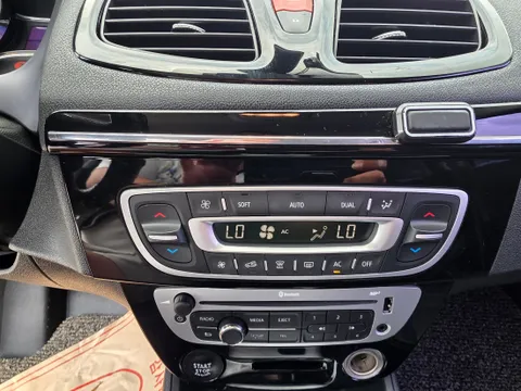 Renault SM3