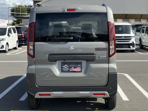 Suzuki Spacia Gear
