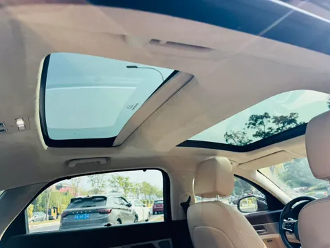 Jaguar XFL