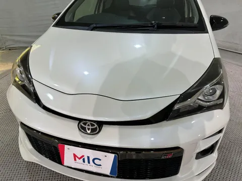 Toyota Yaris (Vitz)