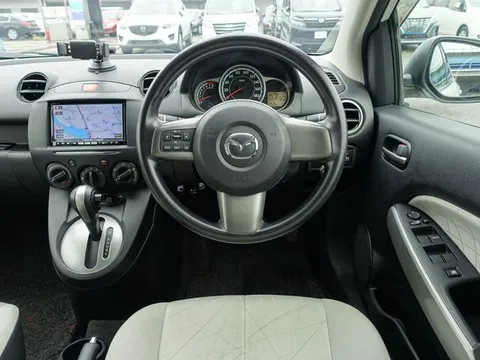 Mazda Mazda2 (Demio)