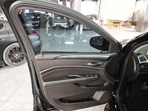 Cadillac SRX