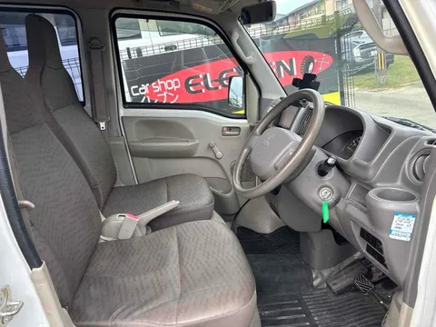 Mitsubishi Minicab Van