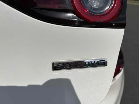 Mazda MAZDA3 Fastback