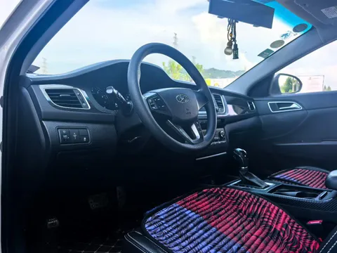 Hyundai Mistra