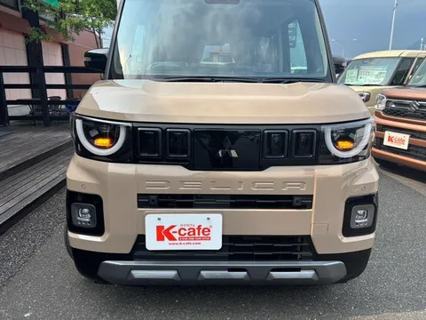 Mitsubishi Delica Mini