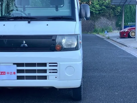 Mitsubishi Minicab Truck