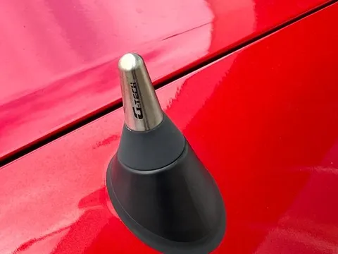 Mazda MX-5 (Roadster)
