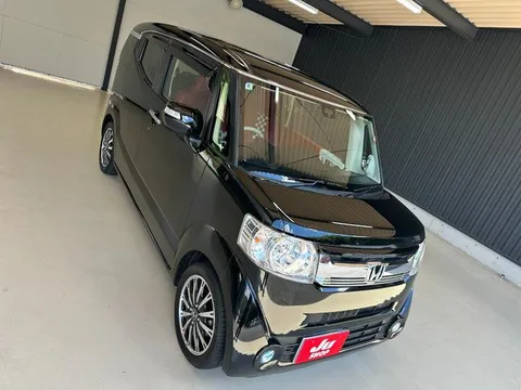 Honda N-BOX Slash