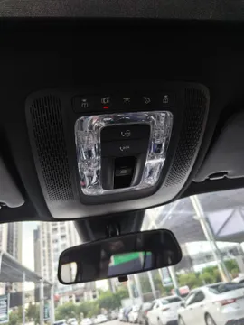 Mercedes-Benz Mercedes-Benz GLB