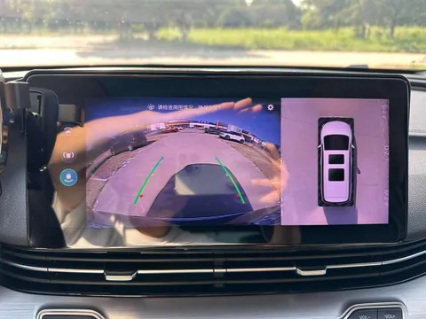 Roewe iMAX8