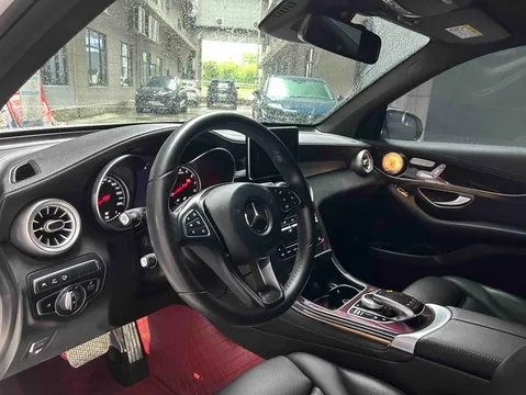 Mercedes-Benz Mercedes-Benz GLC