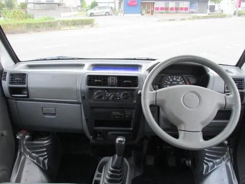 Mitsubishi Minicab Van