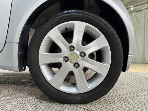 Mitsubishi I
