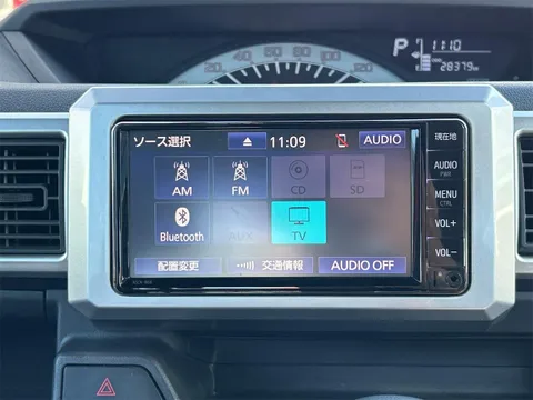 Toyota Pixis Mega