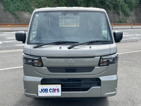 Nissan Clipper Truck