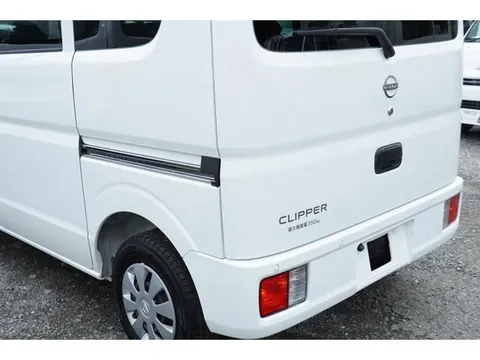Nissan Clipper