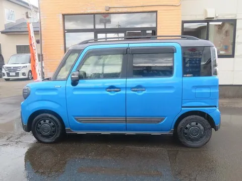 Suzuki Spacia Gear