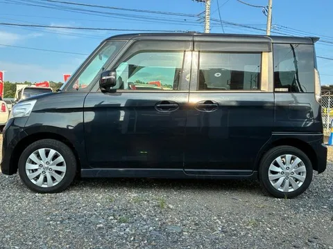 Suzuki Spacia Custom