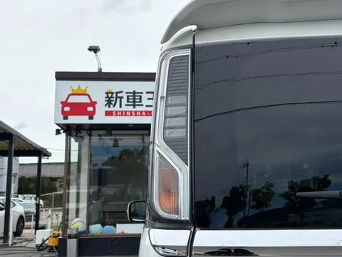 Suzuki Spacia Custom