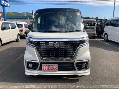 Suzuki Spacia Custom