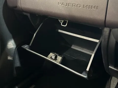 Mitsubishi Pajero Mini