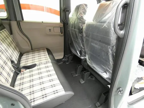 Honda N-BOX Joy