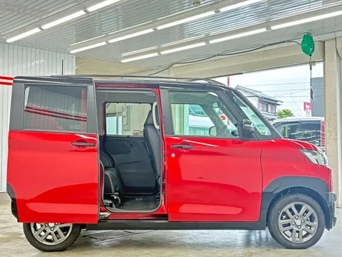 Mitsubishi Delica Mini