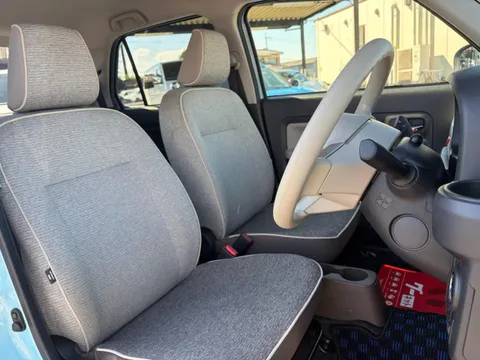 Daihatsu Mira Tocot