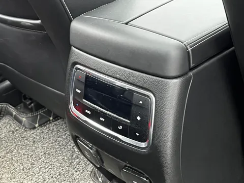 Gac GS8