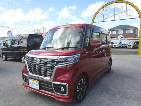Suzuki Spacia Custom